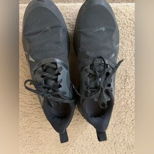 Nike Womens Air Zoom Pegasus 37 Shield Running Shoe